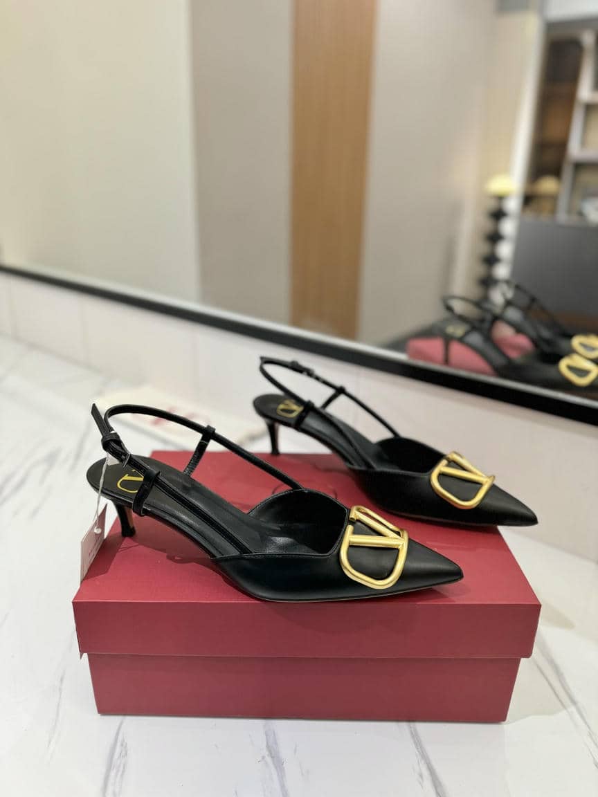 Valentino Sandal3